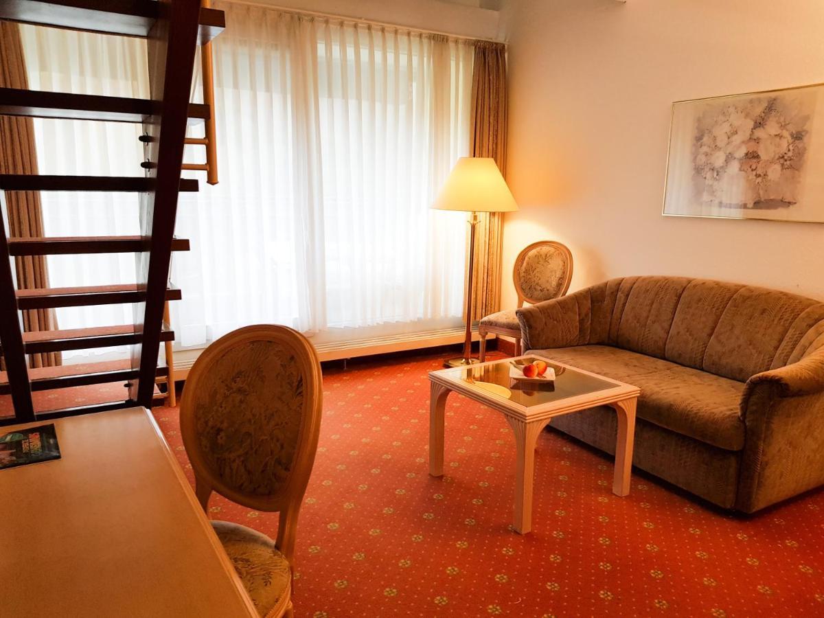 Hotel Graf Eberhard Bad Urach Eksteriør billede