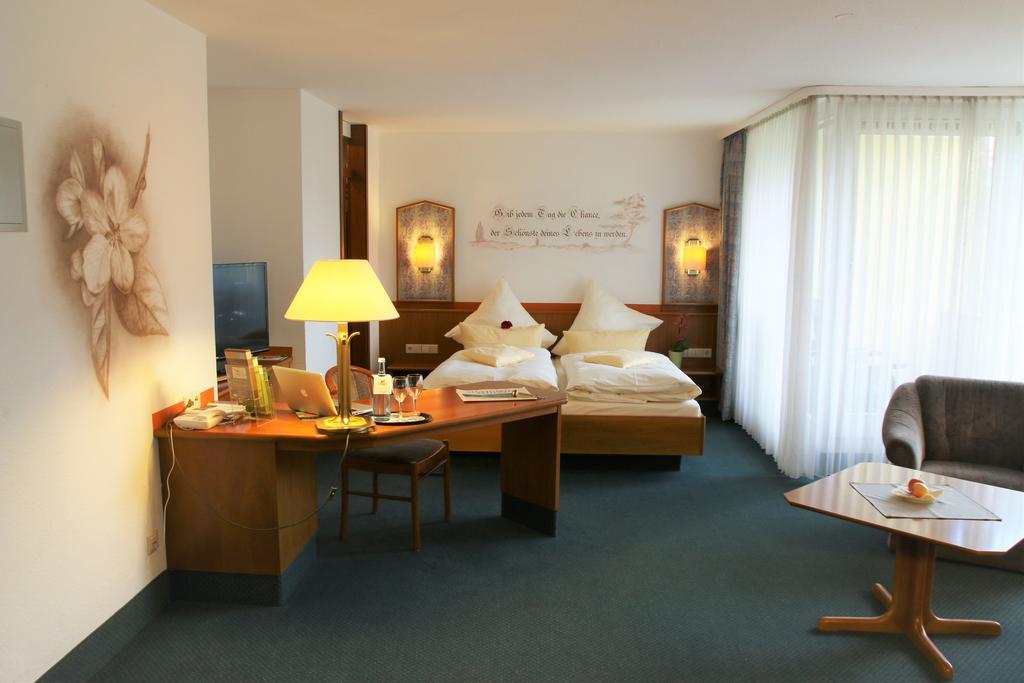 Hotel Graf Eberhard Bad Urach Eksteriør billede